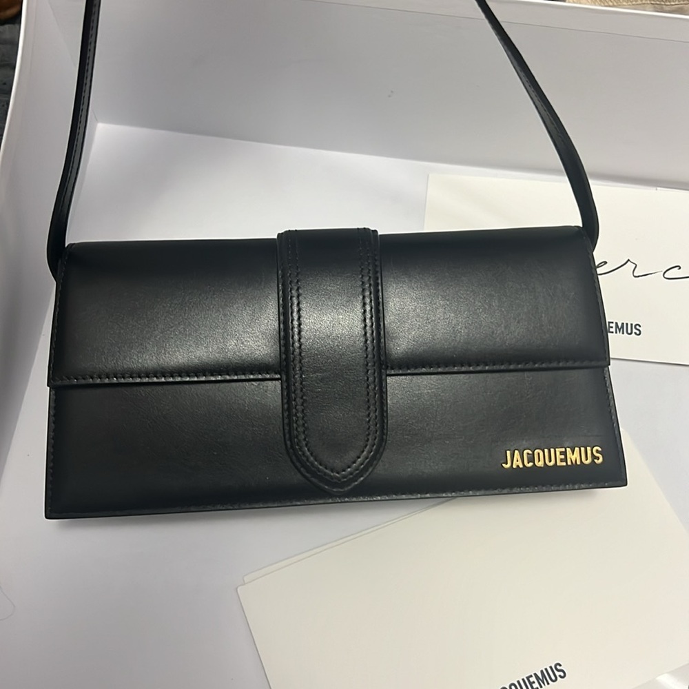 JACQUEMUES BAG! Worn twice! AMAZING - Picture 4 of 6